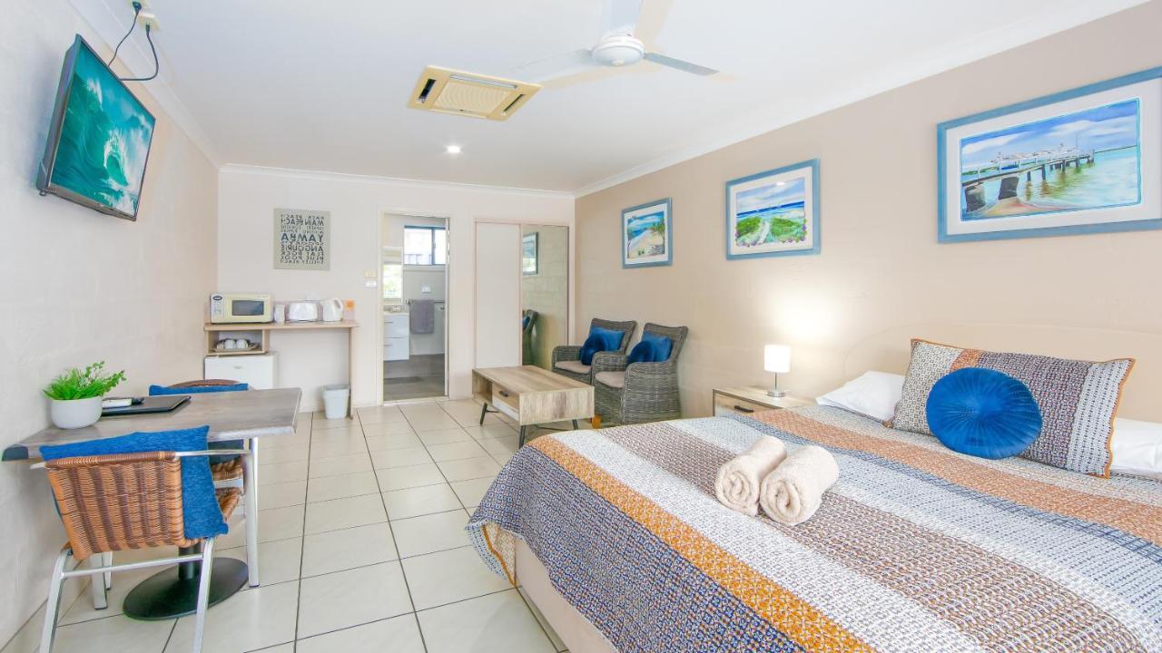 Yamba Twin Pines Motel Екстер'єр фото
