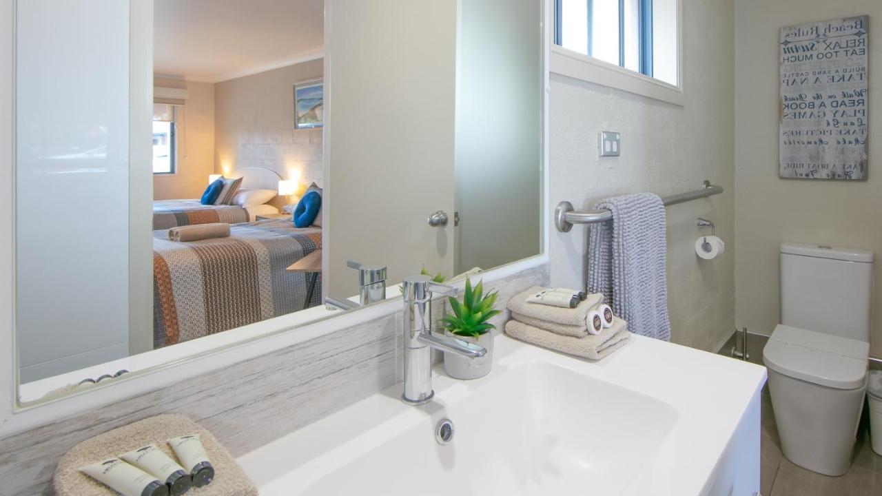 Yamba Twin Pines Motel Екстер'єр фото