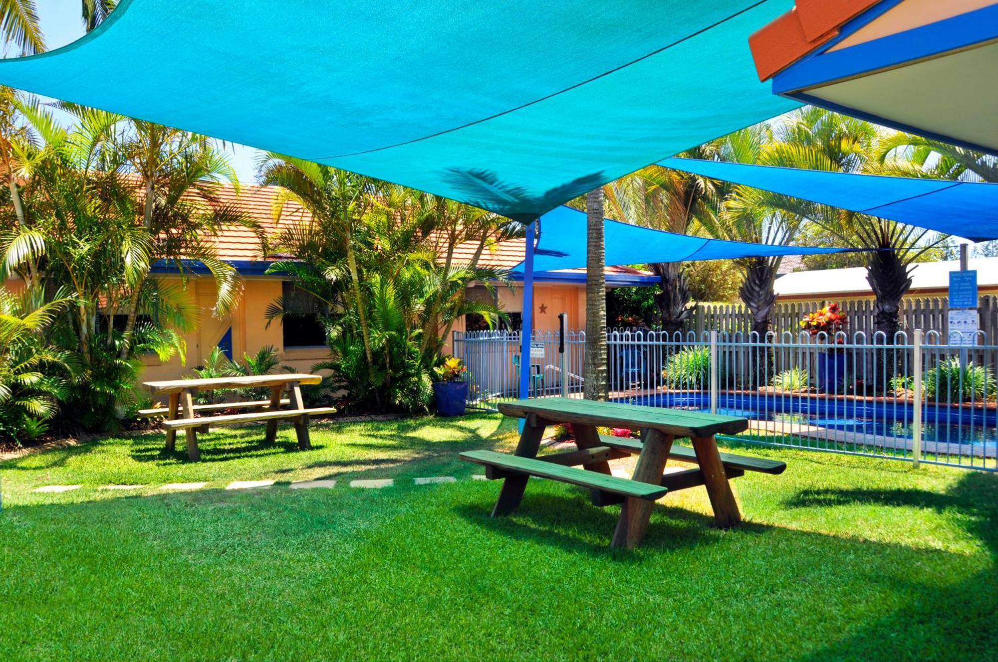 Yamba Twin Pines Motel Екстер'єр фото